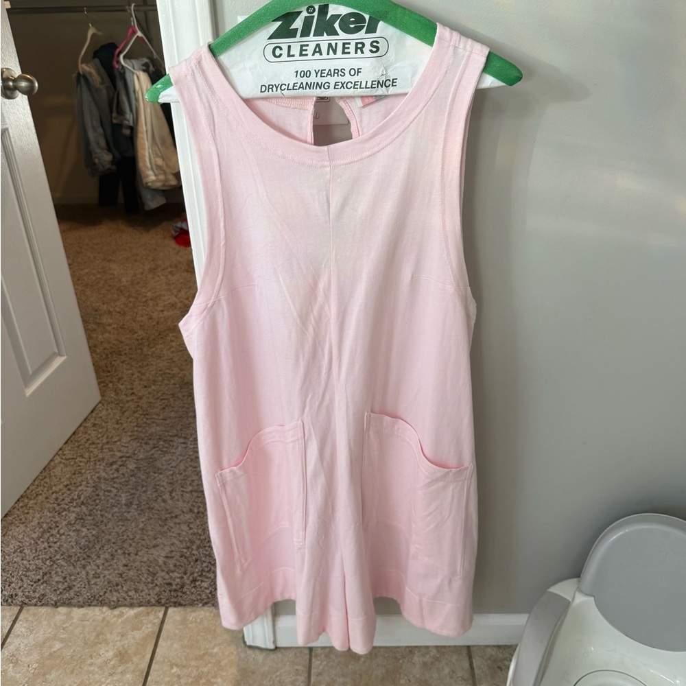 Free people Pink Sleeveless romper with Pockets